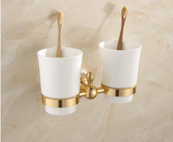 Kit de accesorios de 6 piezas para baños de hoteles chapado en oro marca FLG